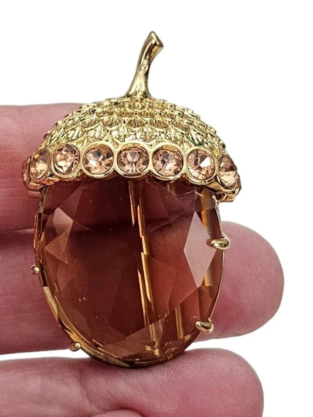 Talbots Pink Crystal Rhinestone, Glass Faceted Acorn Brooch Pin L404